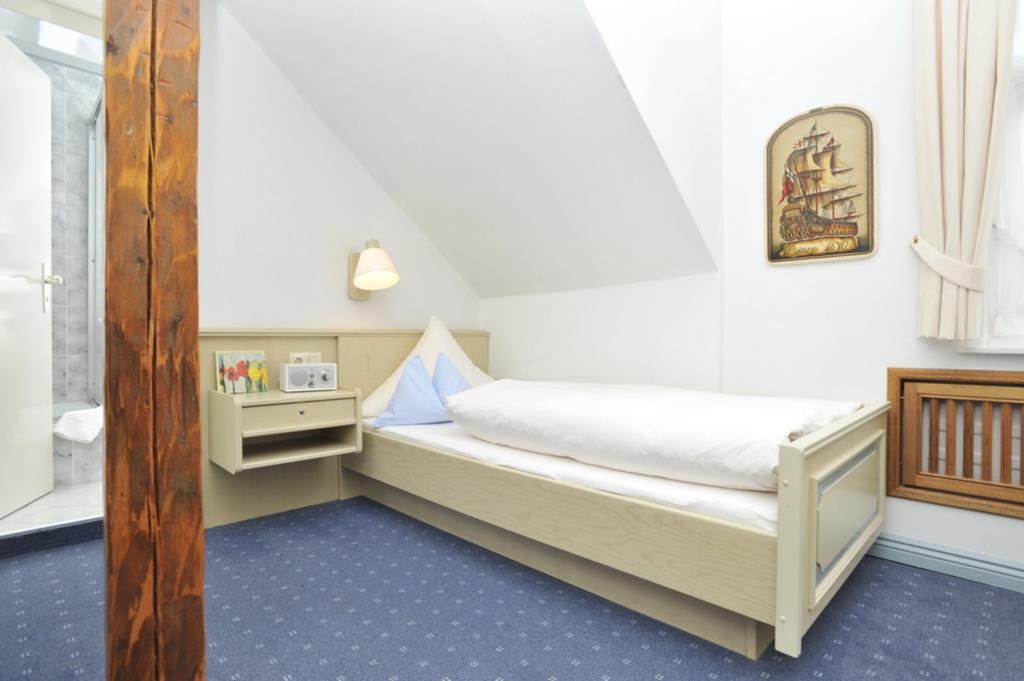Hotel Friesenhof Wenningstedt-Braderup Oda fotoğraf